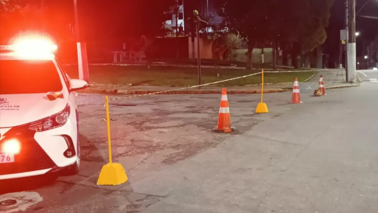 GINDA BLOCH: Rua Augusto Amaral Peixoto é interditada para montagem do Carnaval