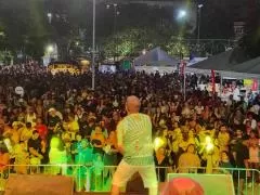 O Carnaval da Gente 2026: Foliões se divertem com música, samba no pé, confete e serpentina em Teresópolis