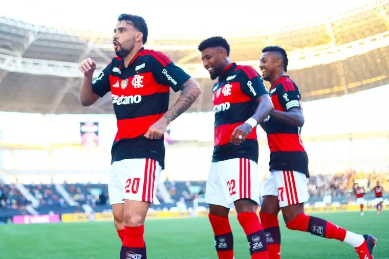 Flamengo vence o Botafogo no Nilton Santos e vai à semifinal do Estadual