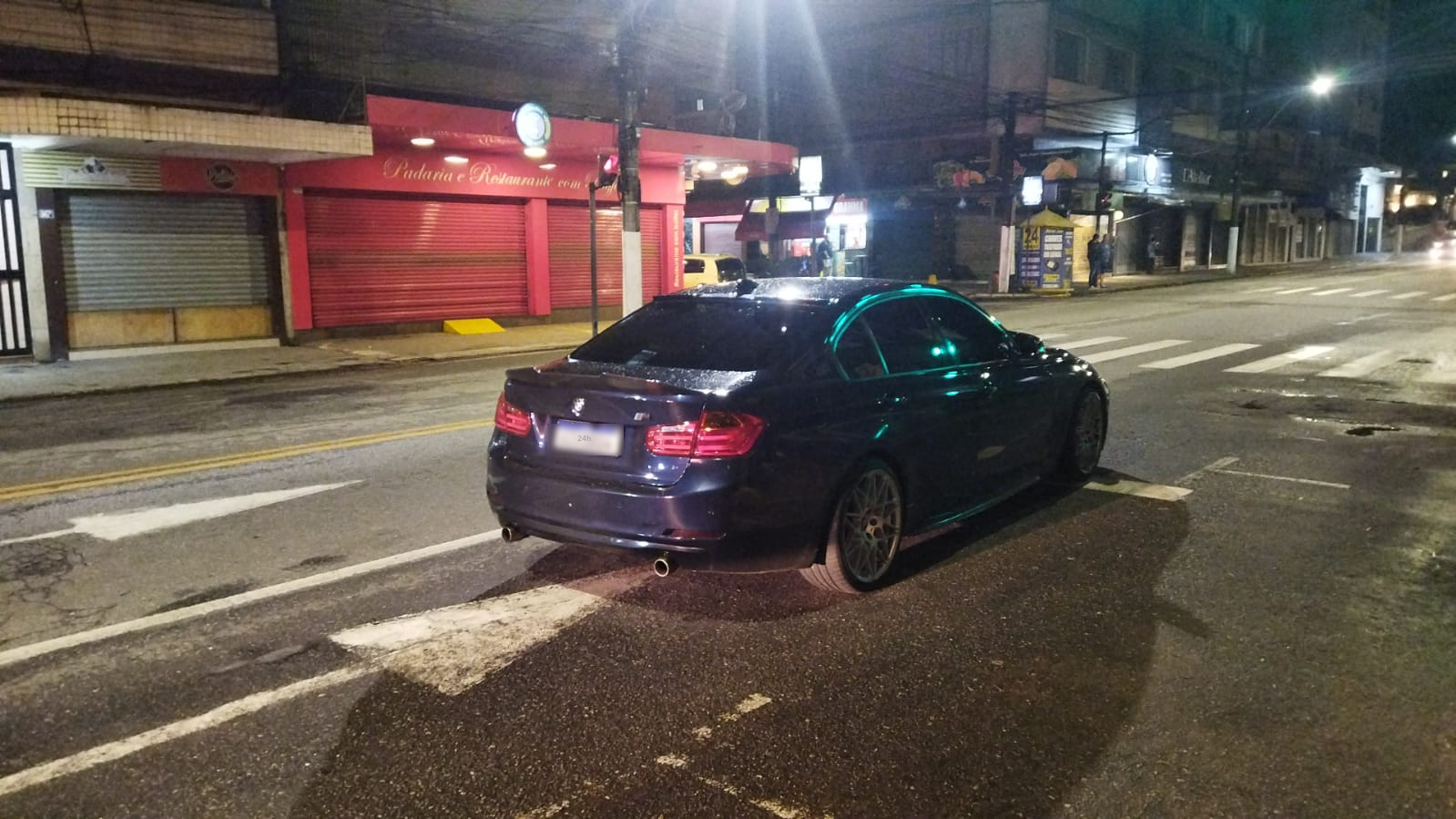 Veículo é apreendido após manobras perigosas no Alto