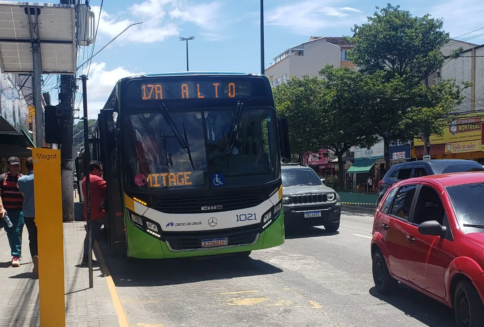 Faixa exclusiva reduz em até 15% o tempo de viagem dos ônibus em Teresópolis